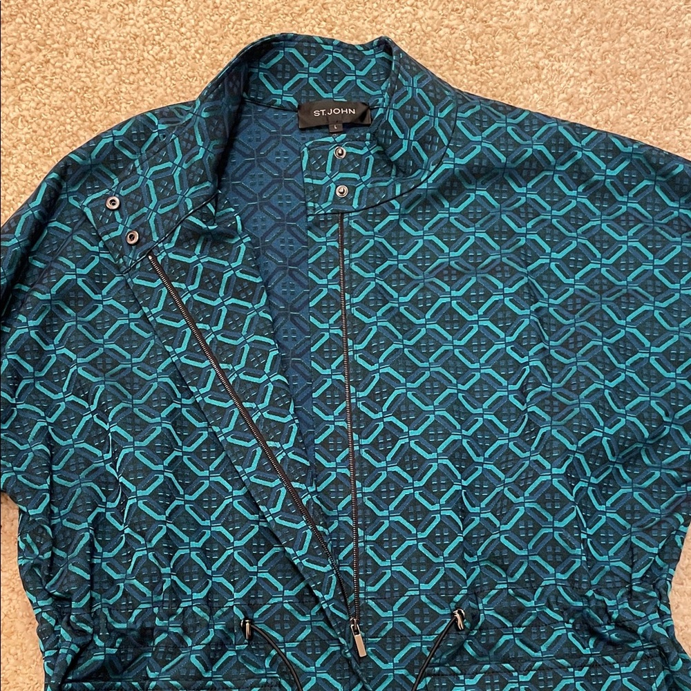 St. John Navy and Teal Geometric Jacket Set - Picture 6 of 9
